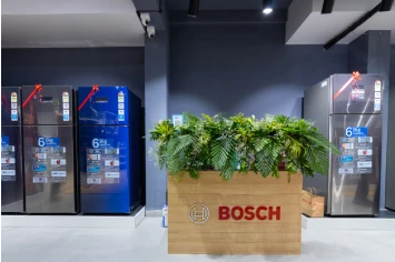 Wall-mounted product displays in retail setting – Retail interior layout