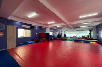 Classroom interior with ergonomic seating – Vidyapeet school design