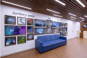 Coaching center reception area with branding – PW educational project